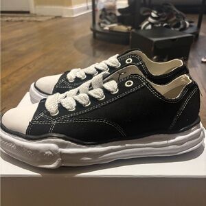 Miharayasuhiro Black and White Sneakers Classic Design